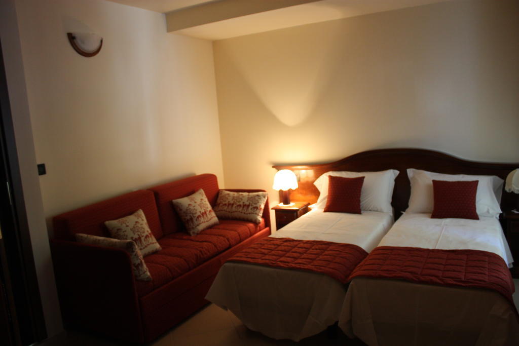 Hotel Olympic Mountains Cesana Torinese Zewnętrze zdjęcie