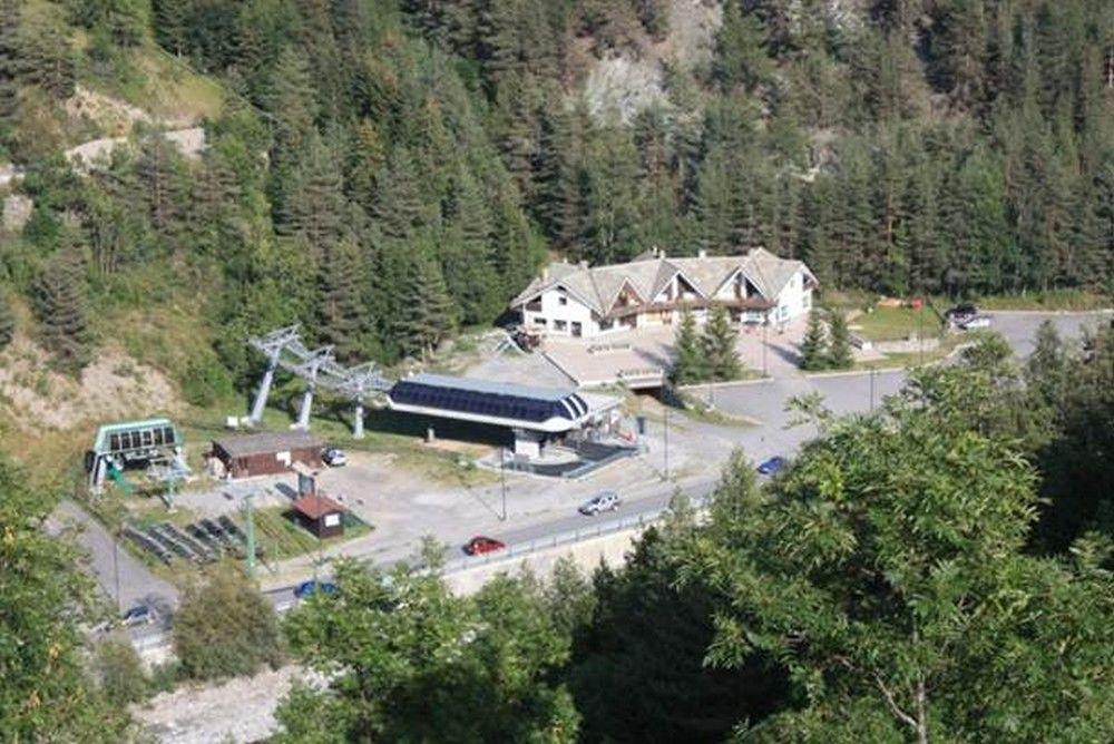 Hotel Olympic Mountains Cesana Torinese Zewnętrze zdjęcie